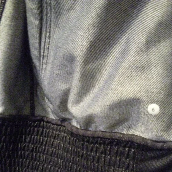 Light Lululemon jacket - Picture 2 of 5